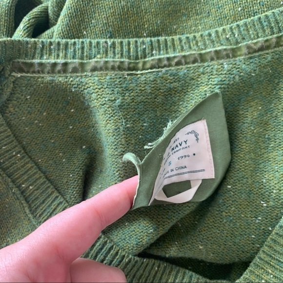 Vintage Old Navy Lambswool Blend Vneck Sweater - Picture 12 of 14